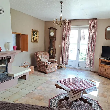 Prázdninový dům In Near Castle